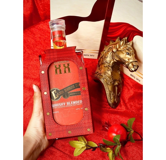 Rượu Whisky Blended Club House XX - PhápRượu Whisky Blended Club House XX - Pháp