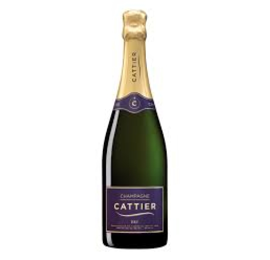 Champagne Cattier Brut Blanc De  Noirs Premier Cru 80 % Pinot Noir, 20 % Pinot Meunier,  30 % reserve wines