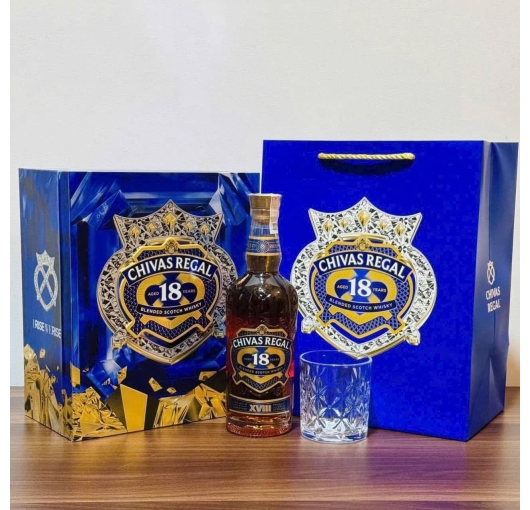 Set Quà Chivas Regal 18 Năm 