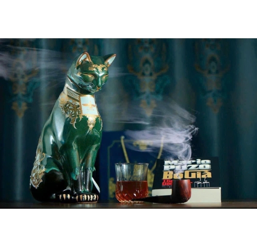 Rượu Linh Vật Mèo Sứ Ai Cập Víp Royal Darius XO Gold 23k